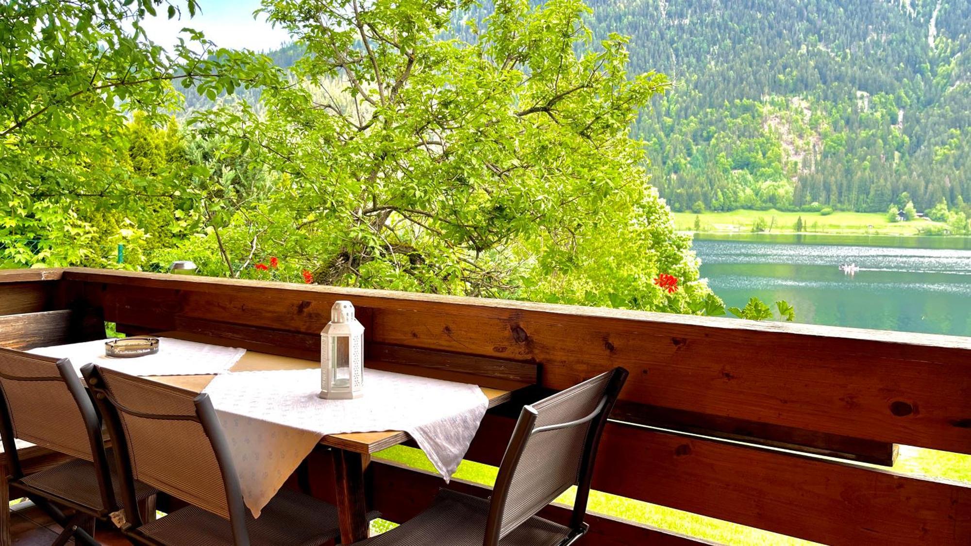 Chalets Zoehrer - Wohnen Am Wasser ไวส์เซินซี ภายนอก รูปภาพ