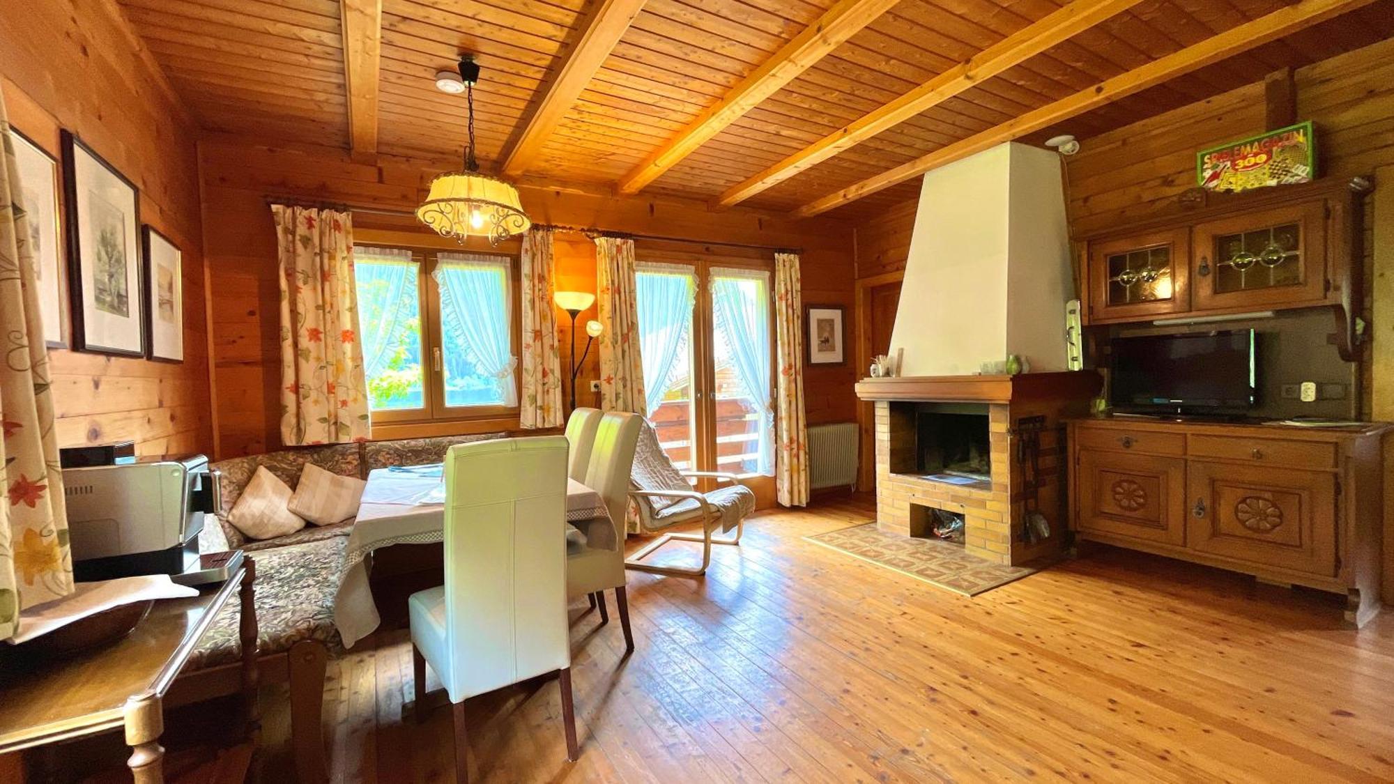 Chalets Zoehrer - Wohnen Am Wasser ไวส์เซินซี ห้อง รูปภาพ
