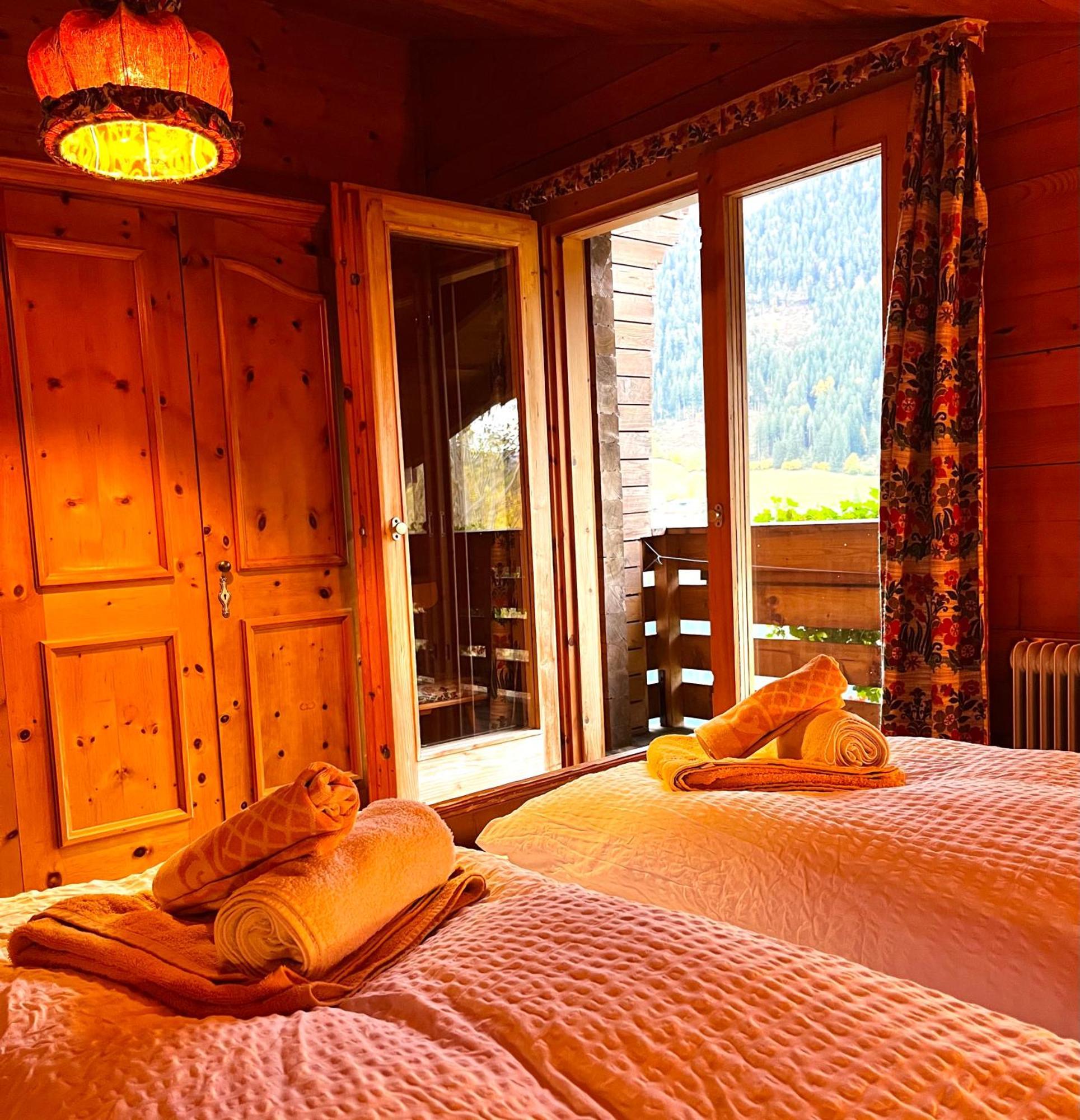 Chalets Zoehrer - Wohnen Am Wasser ไวส์เซินซี ภายนอก รูปภาพ